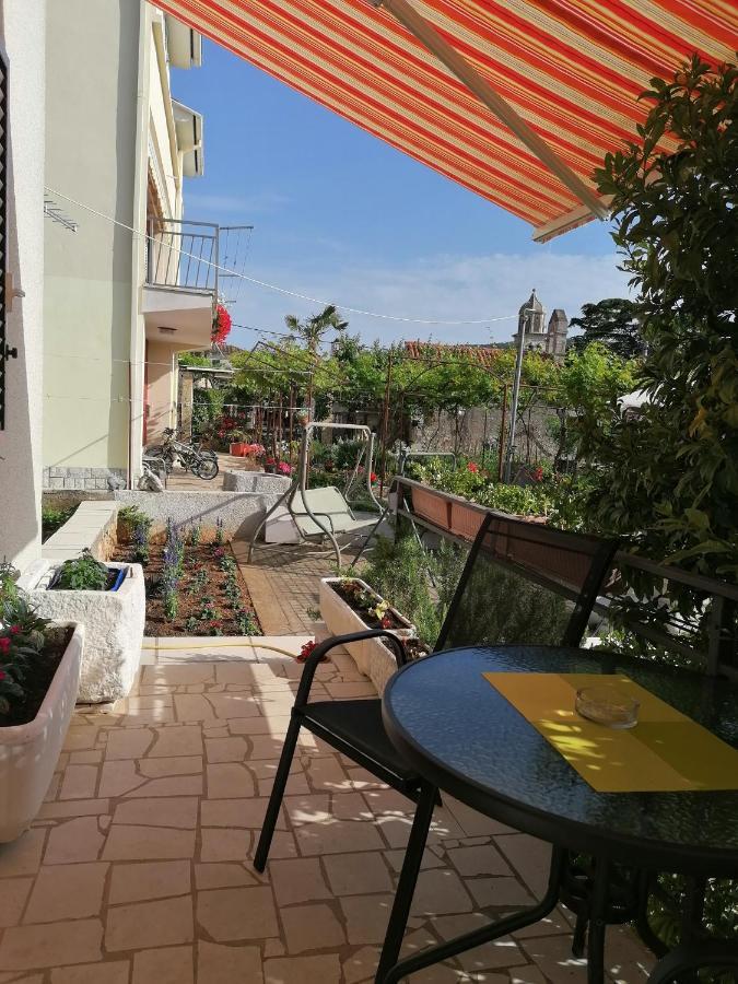 Apartment Poldrugo Cres Exterior photo